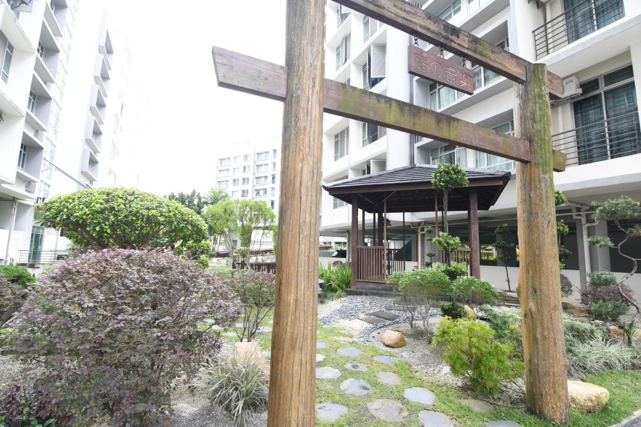 Mount Austin Midori 8 Pax Free Wi-fi 500mbps Netflix Johor Bahru