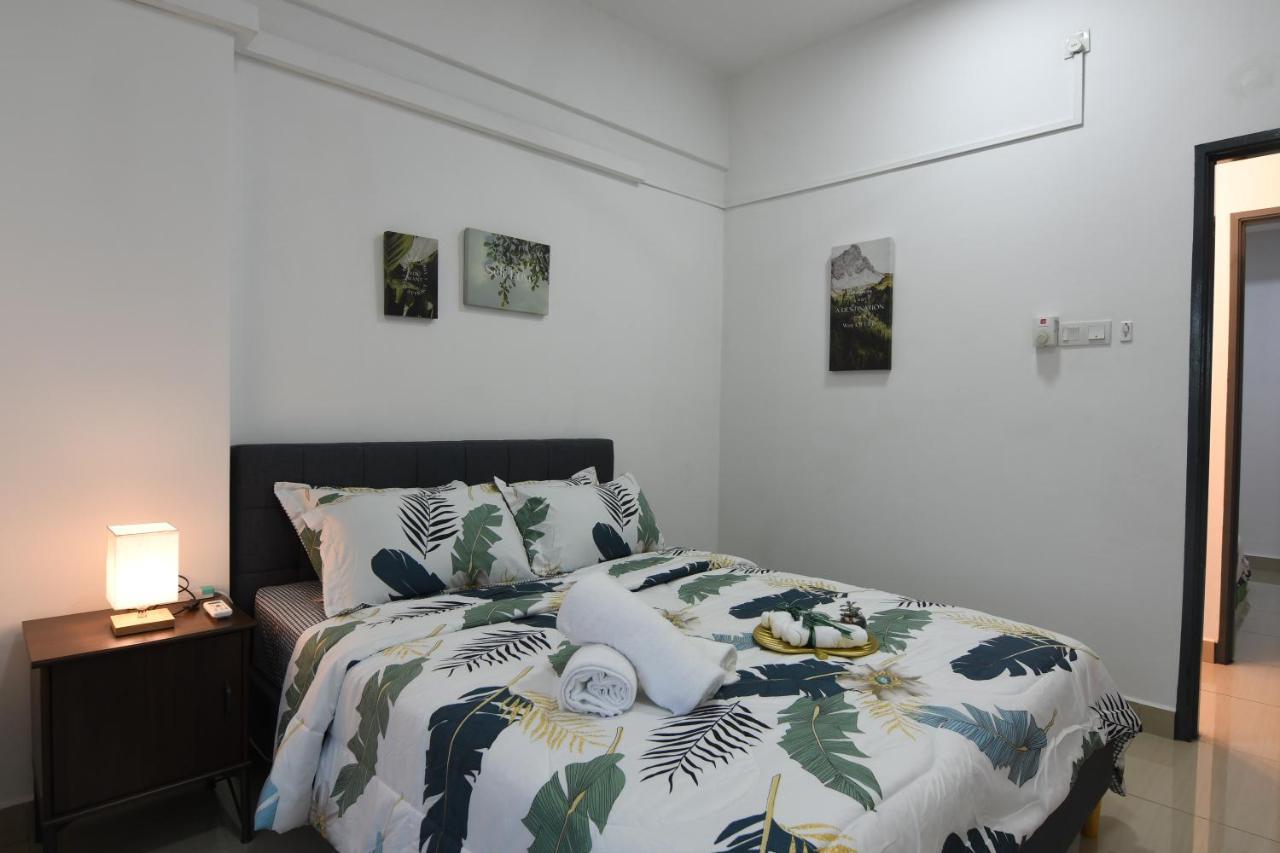 Pangsapuri Mount Austin Midori 8 Pax Free Wi-fi 500mbps Netflix